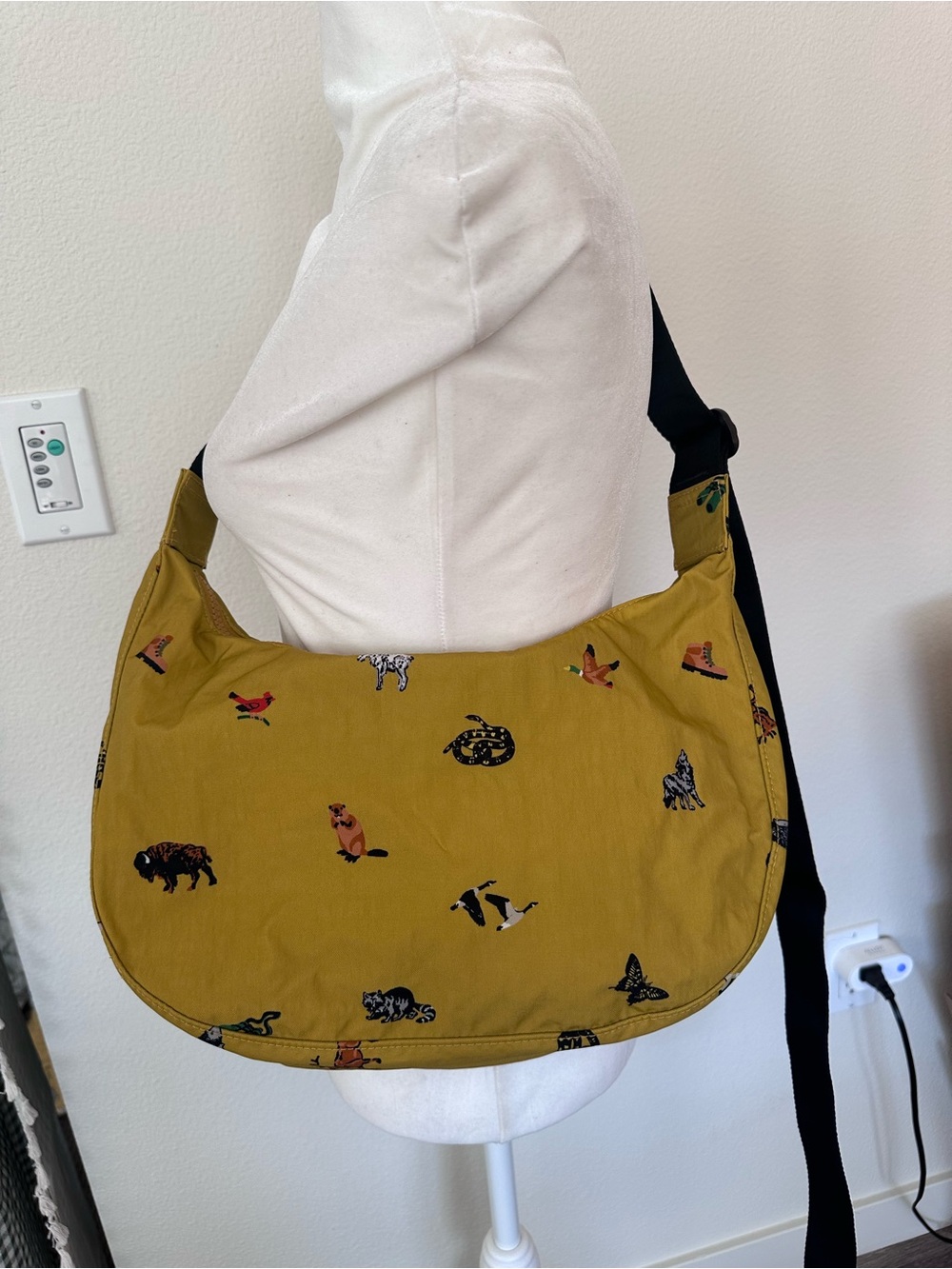 BAGGU Naturalist Club Parks Project Mustard Yellow Animal Print Medium Crescent